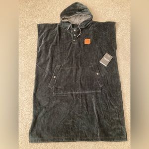 NWT Slowtide “The Digs” L-XL black beach changing poncho